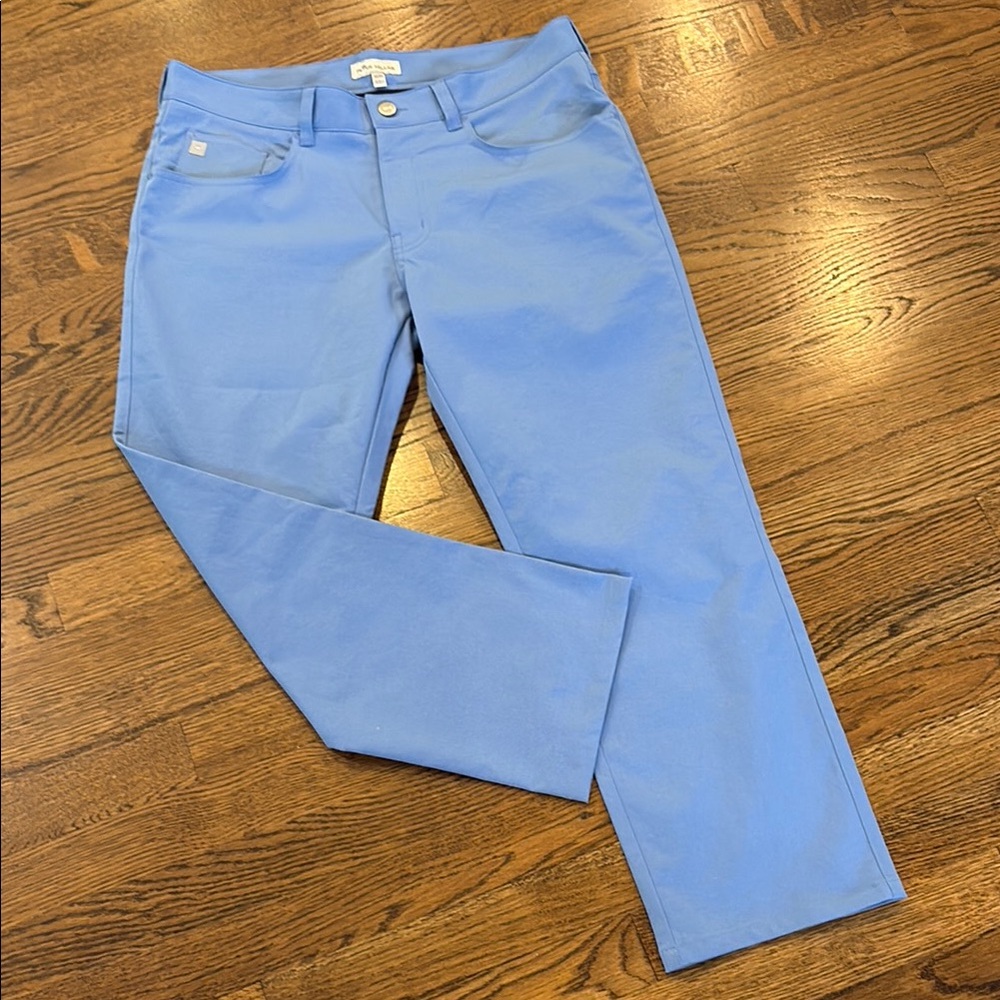 Peter Millar men’s flat front pants, 32 x 34 ... Really 32 x 26